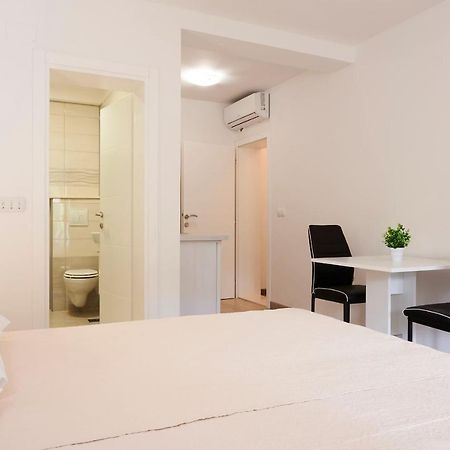 Cutan Apartment Trogir Exterior foto