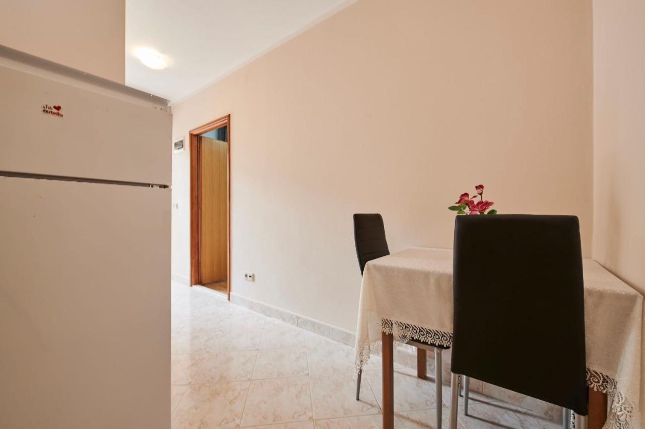 Cutan Apartment Trogir Exterior foto
